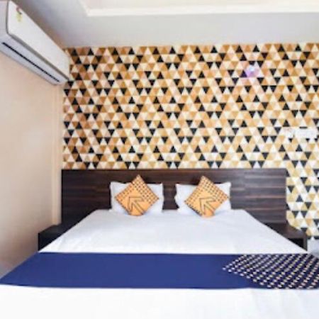 Hotel Royal Galaxy 普里 外观 照片