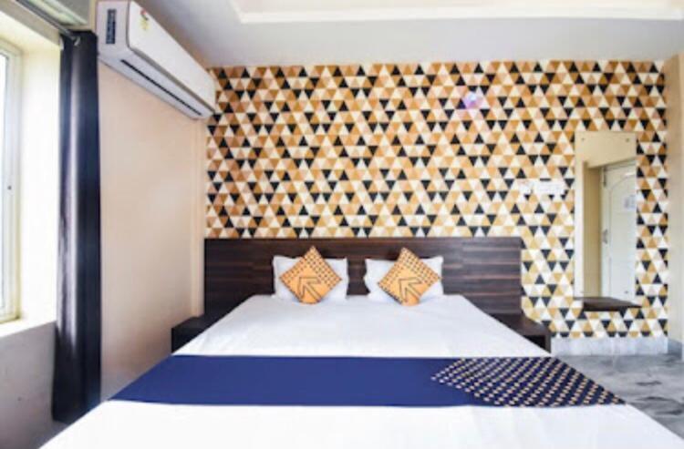 Hotel Royal Galaxy 普里 外观 照片