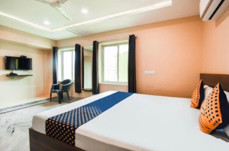 Hotel Royal Galaxy 普里 外观 照片