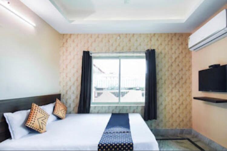 Hotel Royal Galaxy 普里 外观 照片